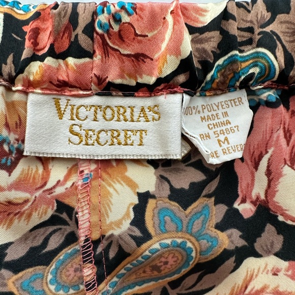 Vintage Victoria’s Secret Floral Paisley Satin 2 Piece Pajama Set Gold Label - Picture 16 of 16